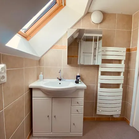 La Retraite Paisible : Maisonnette Secrete A - 267 Apartment